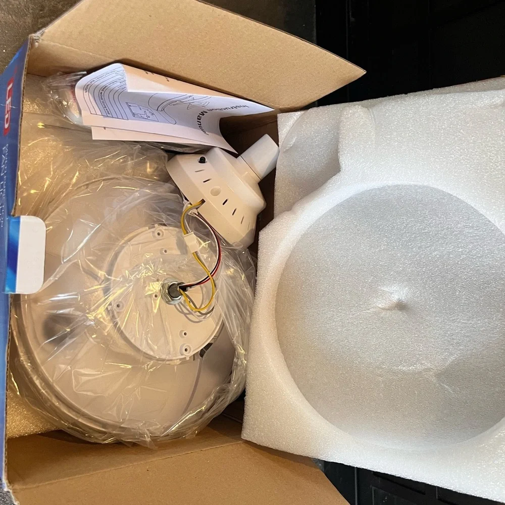 LED Multi-Function Fan Light - White - Picture 5 of 5